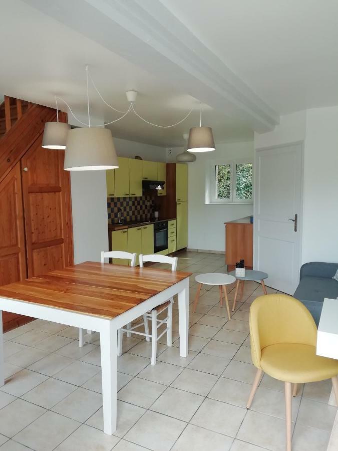 Gite Le Moulin Saint-Vaast-sur-Seulles 외부 사진